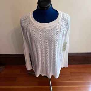 Stylish White Lightweight Knitted Sweater